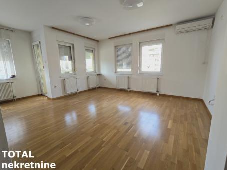 5 Petosoban stan NOVI SAD, 185000€