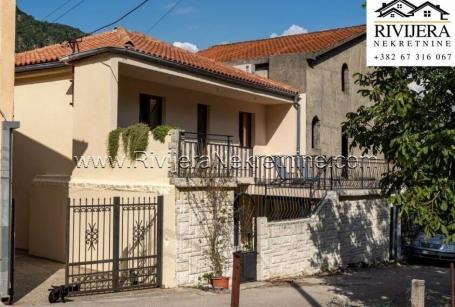 For sale house in Kotor