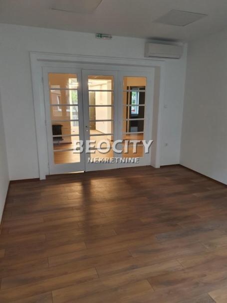 Novi Sad, Centar, Stevana Musića, 4. 5, 100m2, 1100EUR