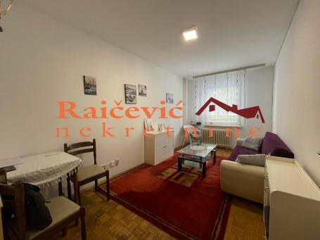 NOVI BEOGRAD BLOK 64 27m2 , T , 107100e