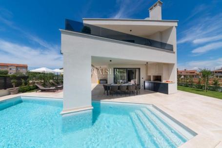 Istria - Poreč, modern, luxurious villa with sea view