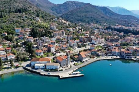 Urbanizovan plac 255m2 sa panoramskim pogledom na more i grad, Donja Lastva, Tivat
