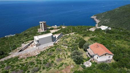 Urbanizovan plac 1675m2 na obali mora-Zagora, Kotor