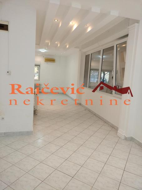 NOVI BEOGRAD BLOK 37 50m2 , 125000e