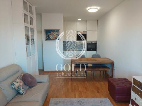 Prodaja stana-Novi Sad, Dvoisposoban, 57m2 ID#8743