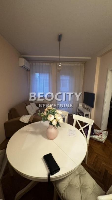 Novi Sad, Centar, Železnička, 1. 5, 35m2, 450EUR