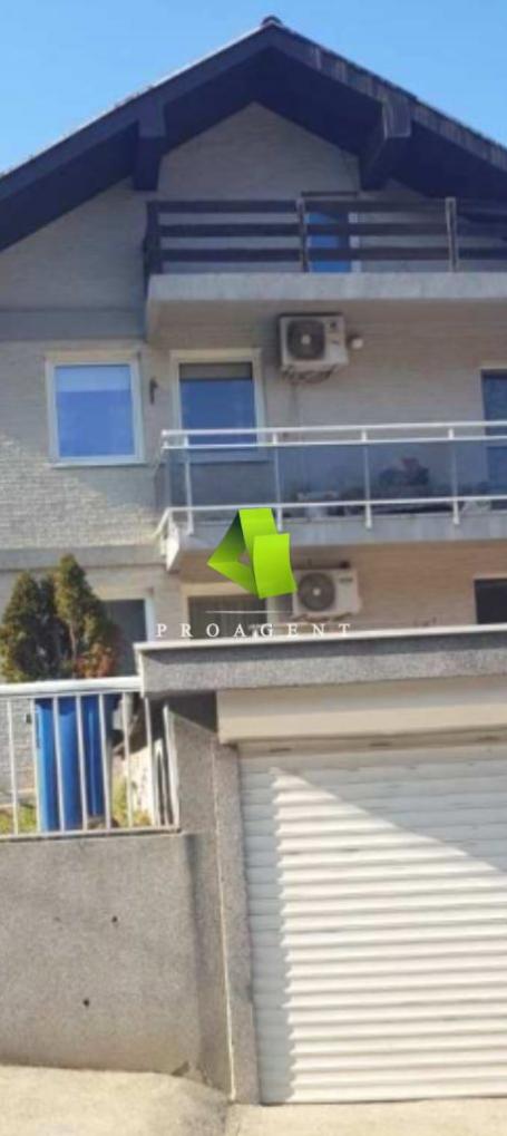 Sprat kuće sa dvorištem u mirnijem delu Palilule ID#6115