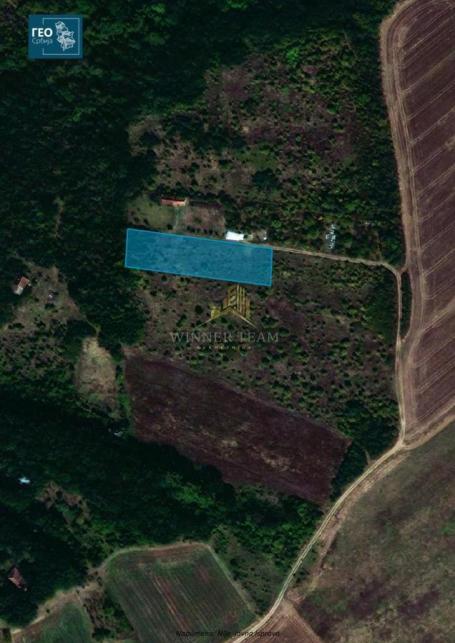 Prodaja parcele 25 ari na Karađorđevom Brdu – Idealno za izgradnju vikendice