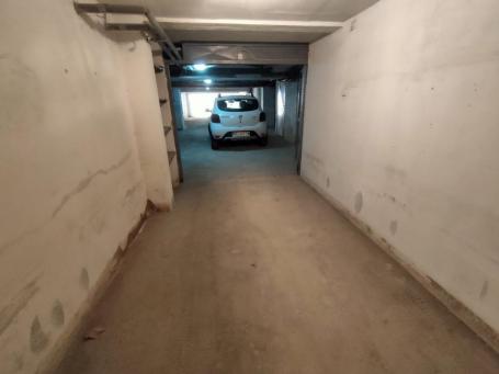 Garaža 12m Centar P. Drapšina IZDAJE SE