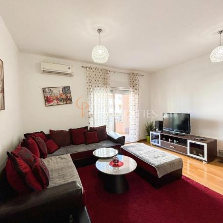 Dvosoban stan 74m2, Izdavanje, Podgorica