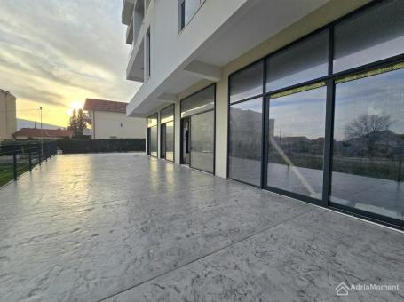 Poslovni prostor u Bijeloj, Herceg Novi