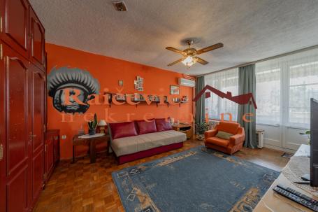 NOVI BEOGRAD BLOK 45(TC ENJUB) 87m2 , 2L , 272000e