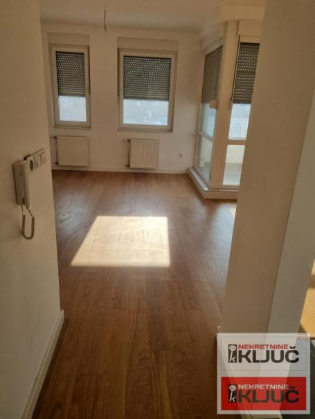 CARA DUŠANA, 83m2, Četvorosoban, Novogradnja