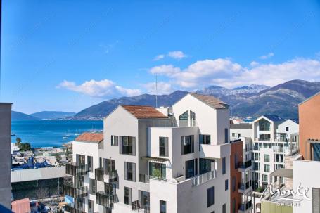 Moderan dvosoban stan u prestižnom kompleksu, Tivat