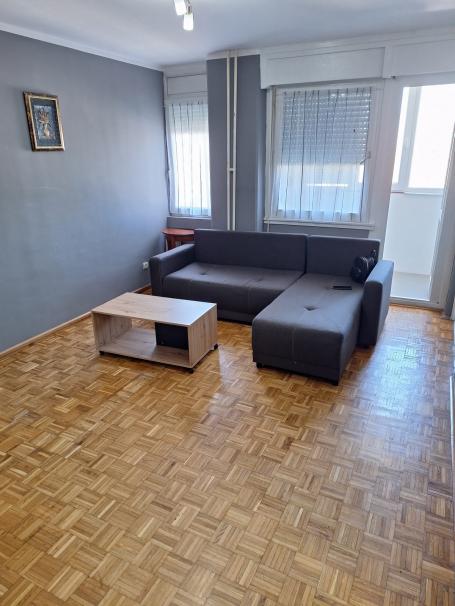 Bulevar Oslobođenja, dvosoban na odličnom mestu