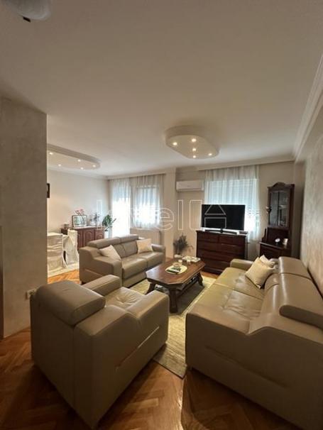 NOVI SAD - CARA DUŠANA - 79. 00 m2