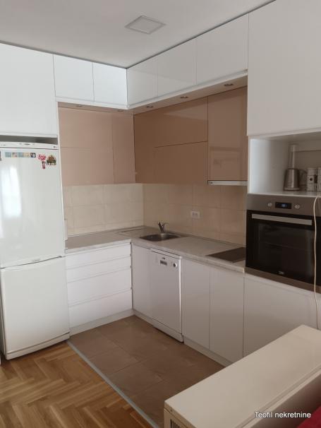 ZEMUN ZEMUN - MEANDRI 38m2 , (T)+parkin , 118000e