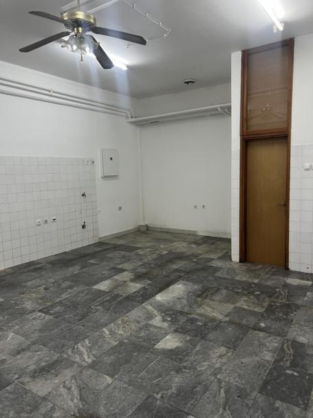Lokal 33m2-Bulevar Nemanjića