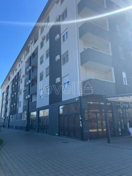 NOVI SAD - SAJAM - 39. 00 m2