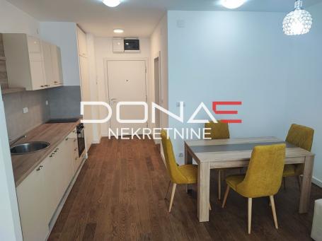 Niš Bulevar zona III 350 € Wohnung Vermieten