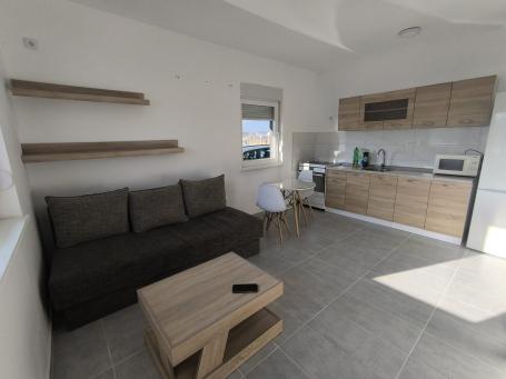 NOVI SAD - ADICE - 25. 00 m2