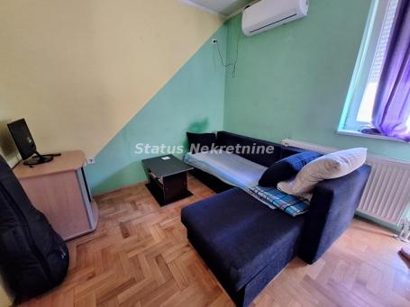 NAMEŠTENA GARSONJERA 26M2 GRBAVICA 250EU