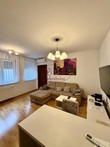 Novi Sad, Centar, odlican dvosoban stan, ulica Matice Srpske