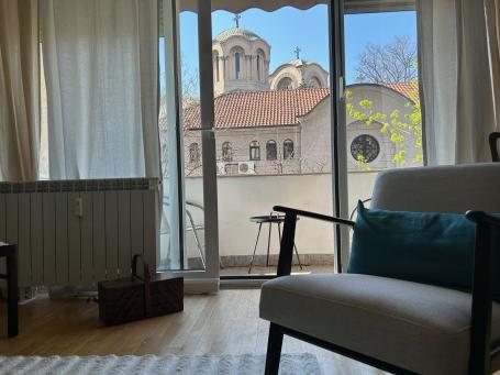 Luksuzan stan na Dorćolu, sa parking mestom. 115m2, Skender-begova. Preporuka!