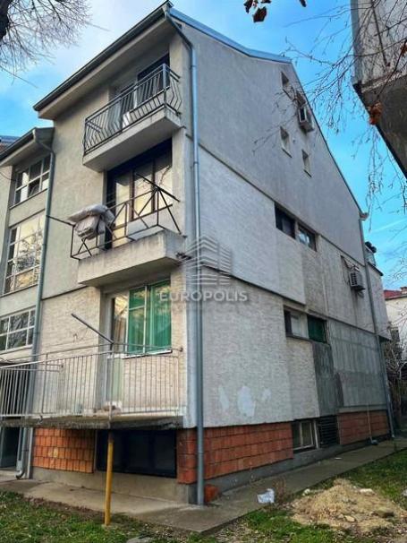 Savršena lokacija, i odlična investicija na Galenici ID#6871
