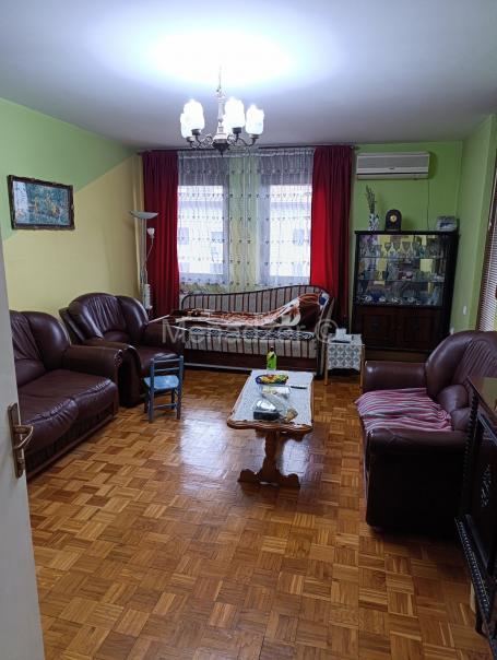 Bezanijska kosa, Vespucijeva, crvena fasadna, 68m2, 4/6 uknjizen