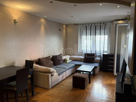 NOVI SAD - CENTAR - 49. 00 m2