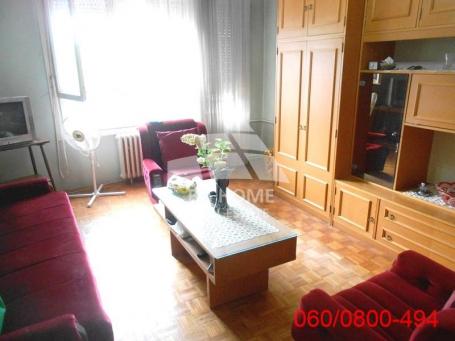 Španskih boraca, Arena, garaža ID#3198