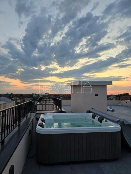 NOVI SAD - SOMBORSKA RAMPA - 87. 00 m2