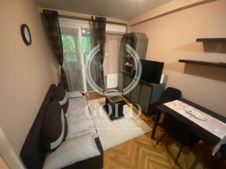 IZDAJEMO NAMEŠTEN 1. 5 STAN -VOJVODE ŠUPLJIKCA 300 E- KLJUČEVI U KANCELARIJI ID#5796