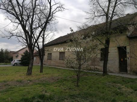EKSKLUZIVNO-Kuća u Temerinu, ulica Narodnog fronta – 199 m², plac 6 ari, odličan front 20 m – 5 pros