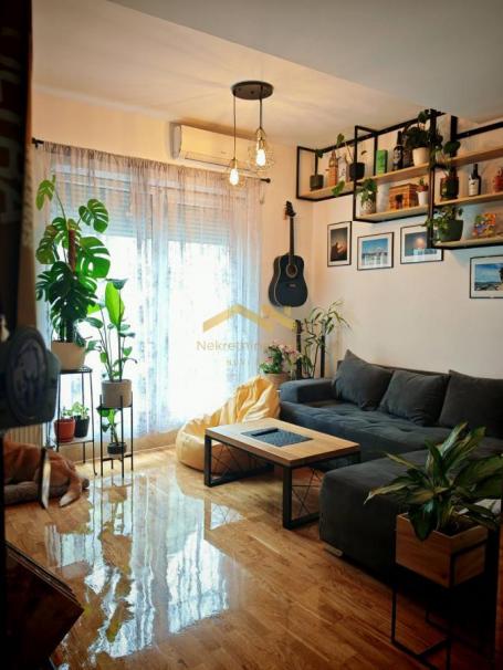 Tišina dvorišta i komfor renoviranog stana