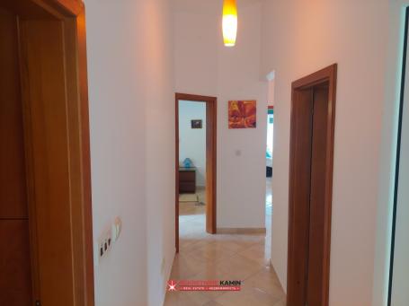 Kotor DOBROTA I 250.000 € Stan Prodaja