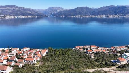 Zemljište 9000m² sa pogledom na more -Tivat, Krasici