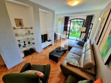 Trosoban namješten stan, 100m2, Gorica C, Podgorica
