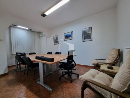 Poslovni prostor, 50m2, Centar, Podgorica