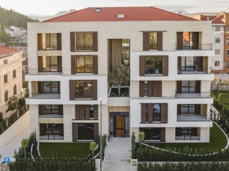 Trosoban lux namješten stan, 149m2, Stara varoš, Podgorica