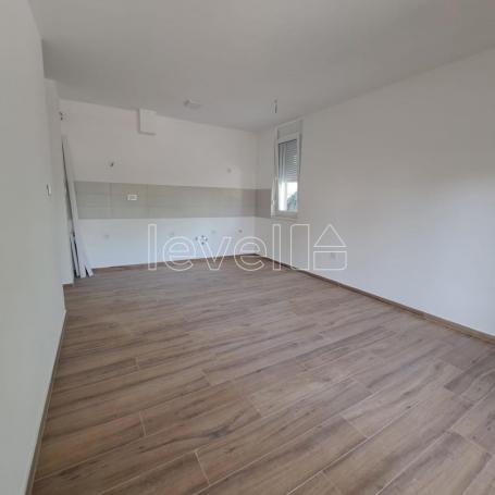 NOVI SAD - TELEP SEVERNI - 44. 00 m2