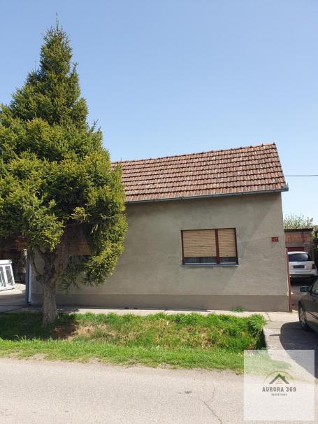 IZUZETNA PRILIKA. POVOLJNO. RUMA, KUĆA 105m2, PLAC 389m2