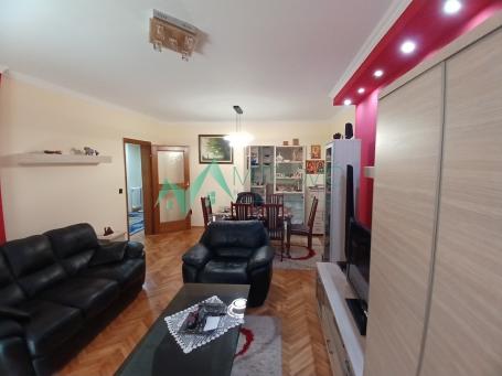 TROSOBAN STAN 91m² –NOVA DETELINARA – PARKING – NAMEŠTAJ UKLJUČENI U CENU!
