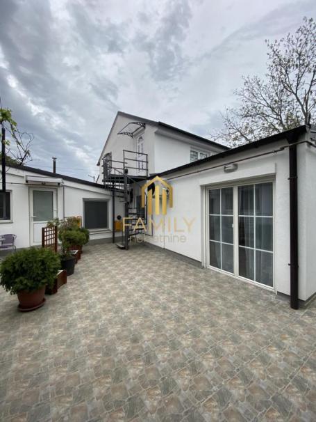 Izdaje se nova kuća na prestižnoj lokaciji 90m² - Železnička stanica, Petrovaradin