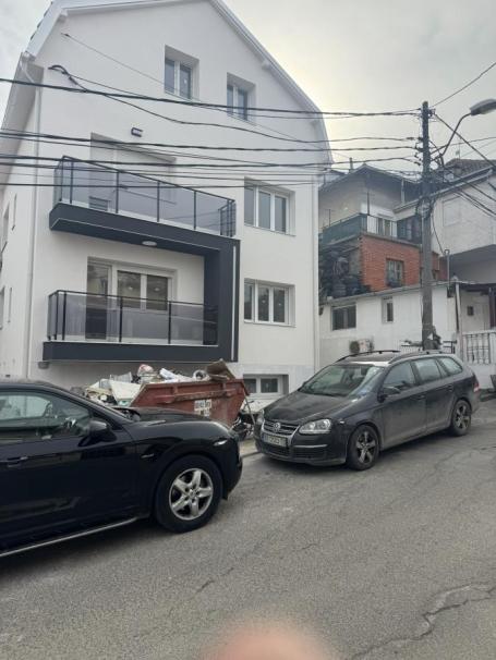 Voždovac, Farmaceutski fakultet, Žitna, 32m2