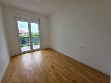 Jednosoban stan 38 m² sa garaznim mestom u naselju Ljubović, Podgorica