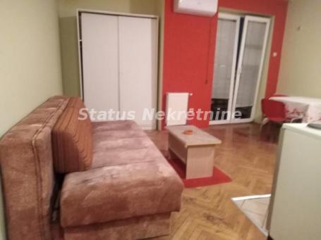 NAMEŠTENA GARSONJERA 30M2 KOD SAJMA, KRALJA PETRA ULICA, KOD SAJMA 220EU