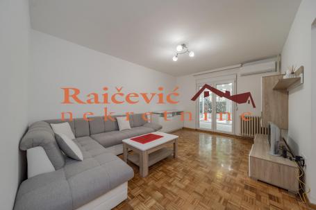 NOVI BEOGRAD BEZANIJSKA KOSA 84m2 , T , 254000e