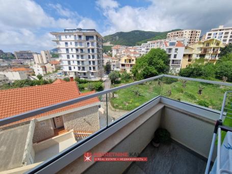 Opremljen jednosoban stan sa pogledom na more, Bečići